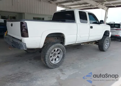2005 Chevrolet Silverado 2500Hd Ls from USA, damaged, VIN 1GCHK29U25E148529
